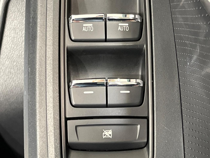 2017 Subaru XV DBA-GT7 (UW-69faaf5d8adf1)[12]