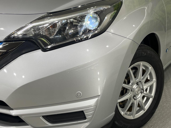 2017 Nissan Note DAA-HE12 (UW-69faaf62b1eb8)[8]