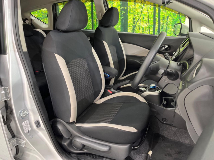 2017 Nissan Note DAA-HE12 (UW-69faaf62b1eb8)[22]