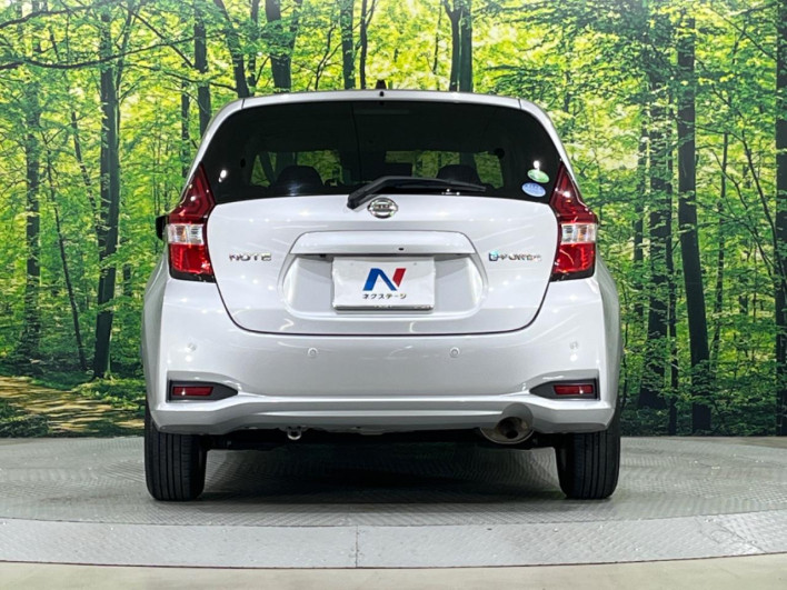 2017 Nissan Note DAA-HE12 (UW-69faaf62b1eb8)[15]
