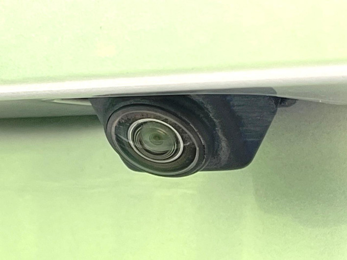 2018 Nissan Note DAA-HE12 (UW-69faaf62e224f)[15]