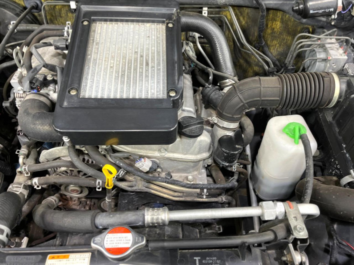 2017 Suzuki Jimny ABA-JB23W (UW-69faaf6b25871)[15]