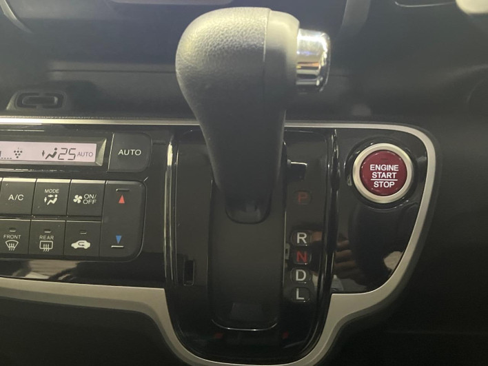 2014 Honda N-BOX CUSTOM DBA-JF1 (UW-69faaf6e44064)[19]