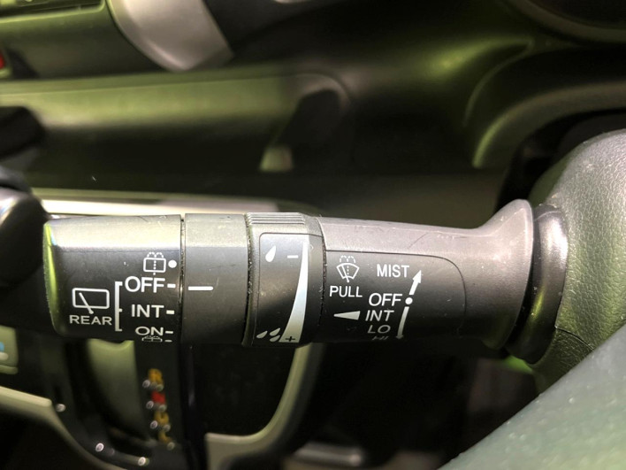 2014 Honda N-BOX DBA-JF1 (UW-69faaf6e4c448)[29]