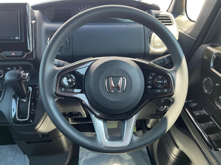 2017 Honda N-BOX CUSTOM DBA-JF3 (UW-69faaf70bc57a)[20]