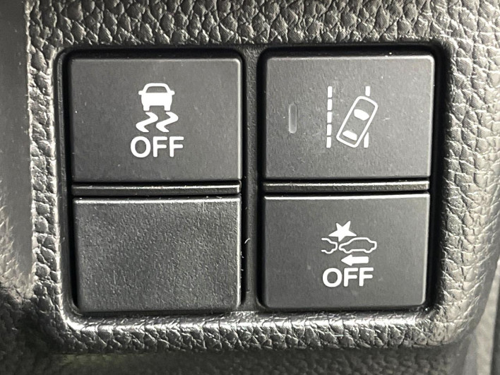 2019 Honda N-BOX CUSTOM DBA-JF3 (UW-69faaf7235601)[10]