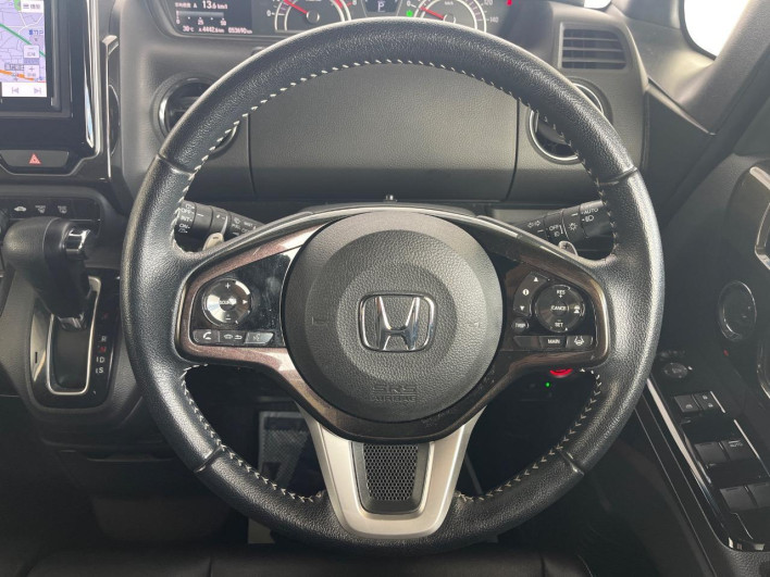 2018 Honda N-BOX CUSTOM DBA-JF3 (UW-69faaf734f4c7)[10]
