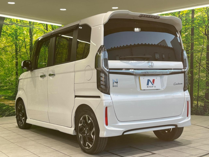 2018 Honda N-BOX CUSTOM DBA-JF3 (UW-69faaf735071d)[13]