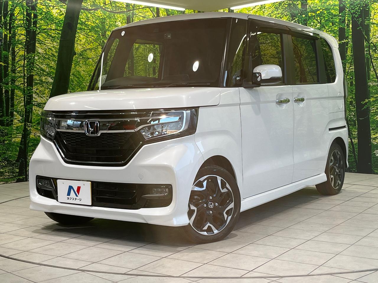 2018 Honda N-BOX CUSTOM DBA-JF3
