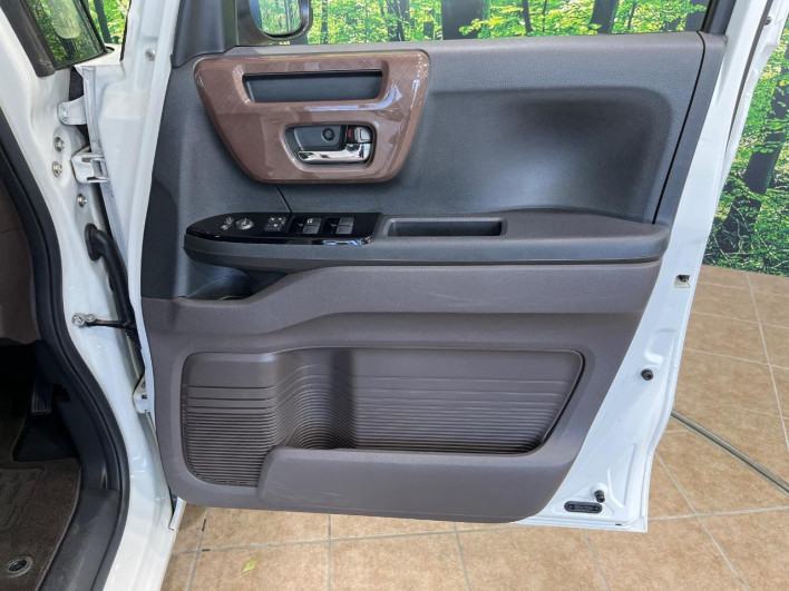 2019 Honda N-BOX DBA-JF3 (UW-69faaf73954bb)[11]