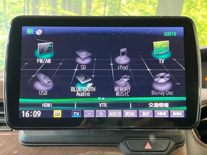 2019 Honda N-BOX DBA-JF3 (UW-69faaf73954bb)[27]