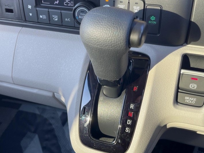 2024 Honda N-BOX 6BA-JF5 (UW-69faaf781e6c6)[29]