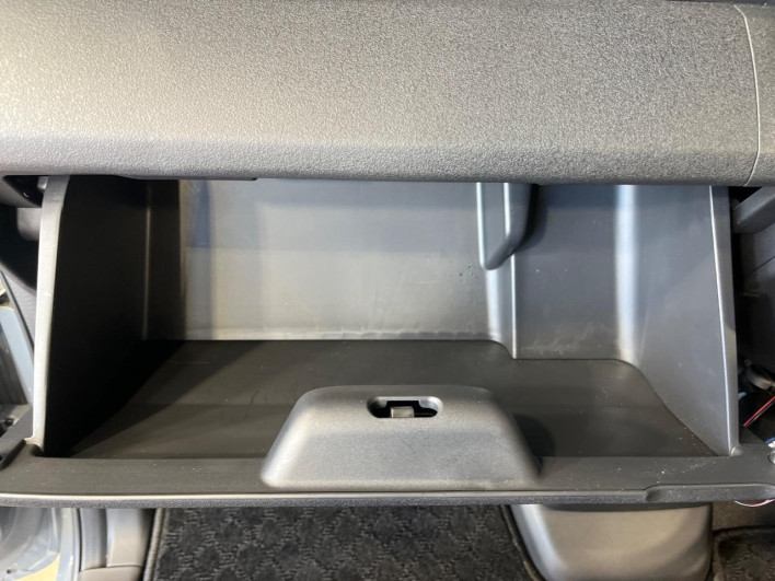 2024 Honda N-BOX CUSTOM 6BA-JF5 (UW-69faaf7b63b36)[18]