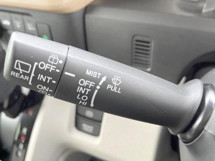 2024 Honda N-BOX 6BA-JF6 (UW-69faaf7c5e6d7)[29]