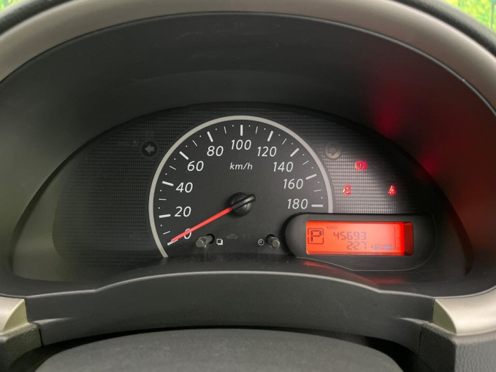 2013 Nissan March DBA-K13 (UW-69faaf829ae3d)[16]