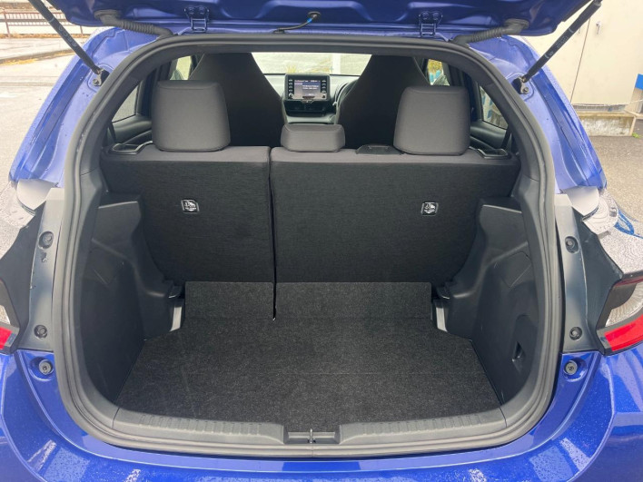 2020 Toyota Yaris 5BA-KSP210 (UW-69faaf87698ce)[28]