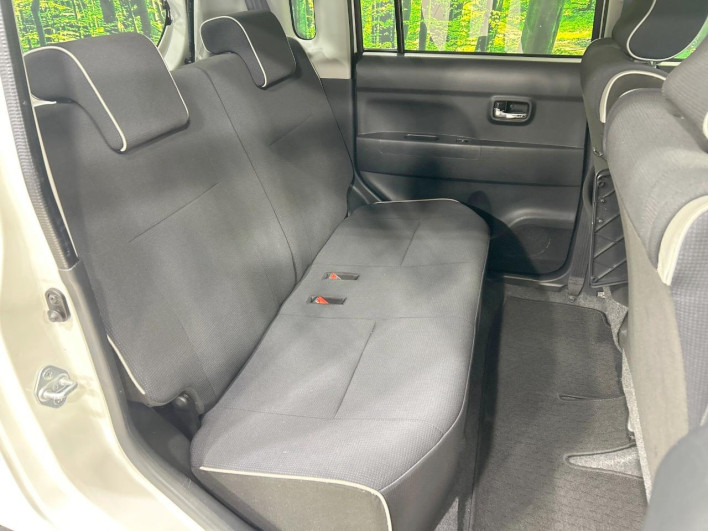 2012 Toyota Pixis Space DBA-L575A (UW-69faaf8949935)[22]