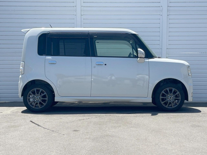 2012 Toyota Pixis Space DBA-L575A (UW-69faaf895da46)[28]