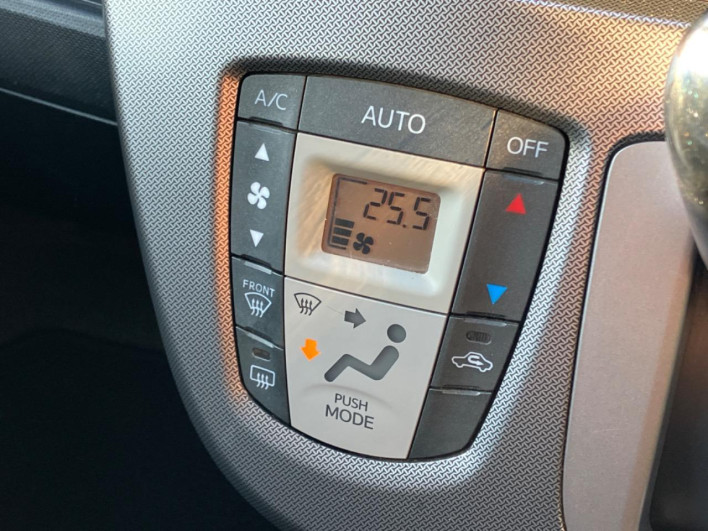 2013 Daihatsu Move DBA-LA100S (UW-69faaf8bcc8fc)[18]