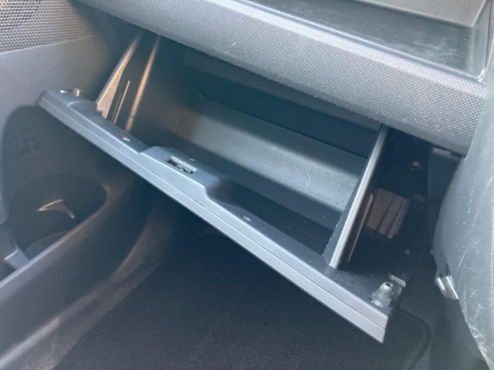 2013 Daihatsu Move DBA-LA100S (UW-69faaf8bcc8fc)[17]