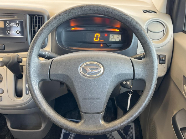 2013 Daihatsu Mirai Ease DBA-LA300S (UW-69faaf8ee240a)[6]