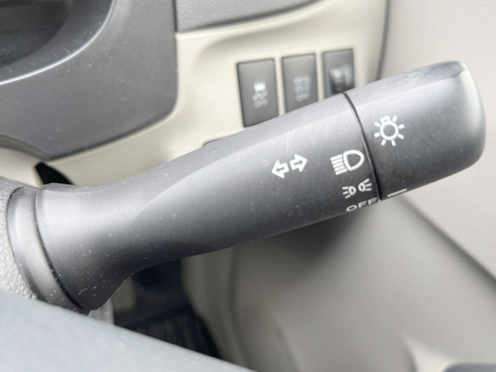 2013 Daihatsu Mirai Ease DBA-LA310S (UW-69faaf8f18160)[28]