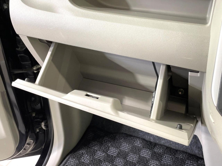 2013 Daihatsu Tanto DBA-LA600S (UW-69faaf93338e4)[12]
