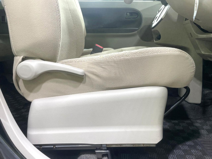 2013 Daihatsu Tanto DBA-LA600S (UW-69faaf93338e4)[25]