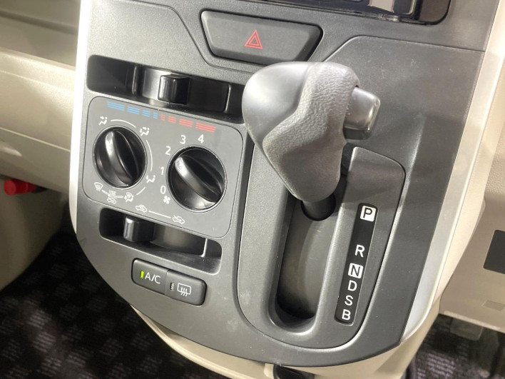 2013 Daihatsu Tanto DBA-LA600S (UW-69faaf93338e4)[21]