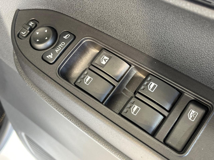 2023 Daihatsu Tanto 5BA-LA650S (UW-69faaf96a1c81)[29]