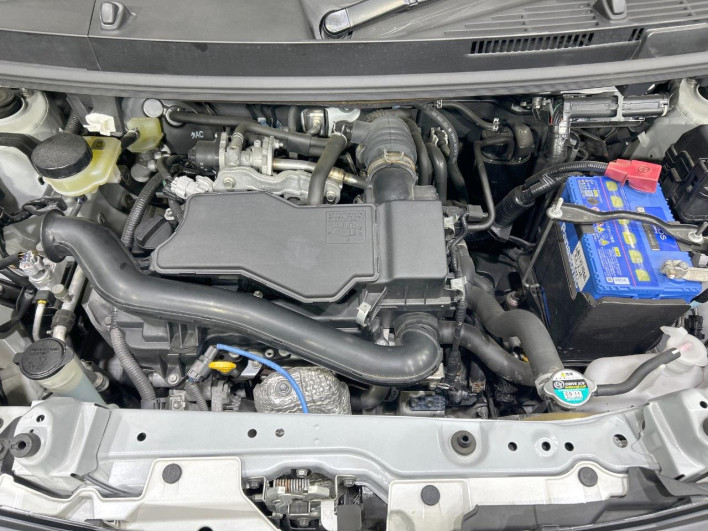 2018 Toyota Roomy DBA-M900A (UW-69faaf9f5c50c)[4]