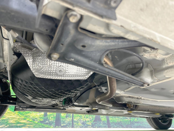 2018 Toyota Roomy DBA-M900A (UW-69faaf9f5c50c)[25]