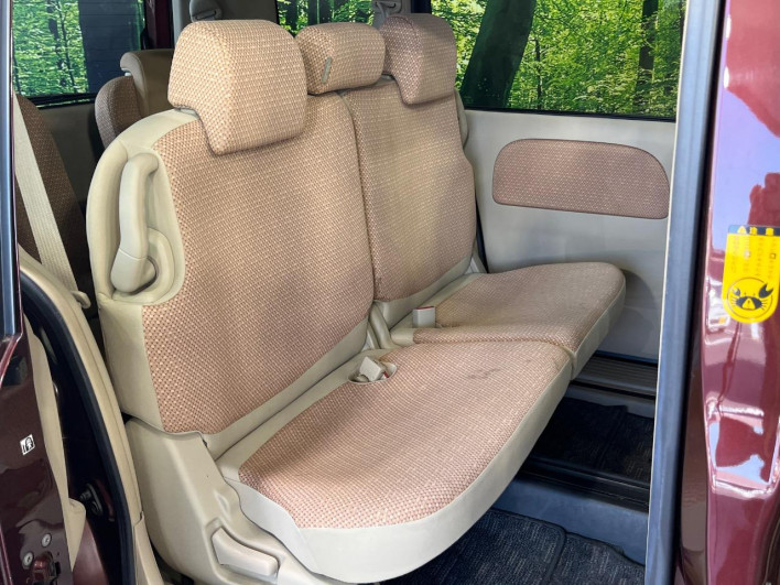 2012 Toyota Sienta DBA-NCP81G (UW-69faafc832416)[14]