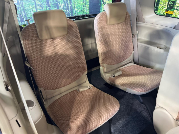 2012 Toyota Sienta DBA-NCP81G (UW-69faafc832416)[16]