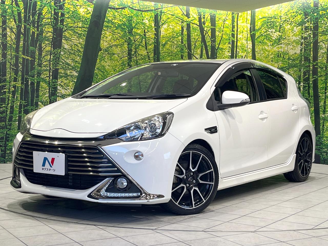 2014 Toyota Aqua DAA-NHP10