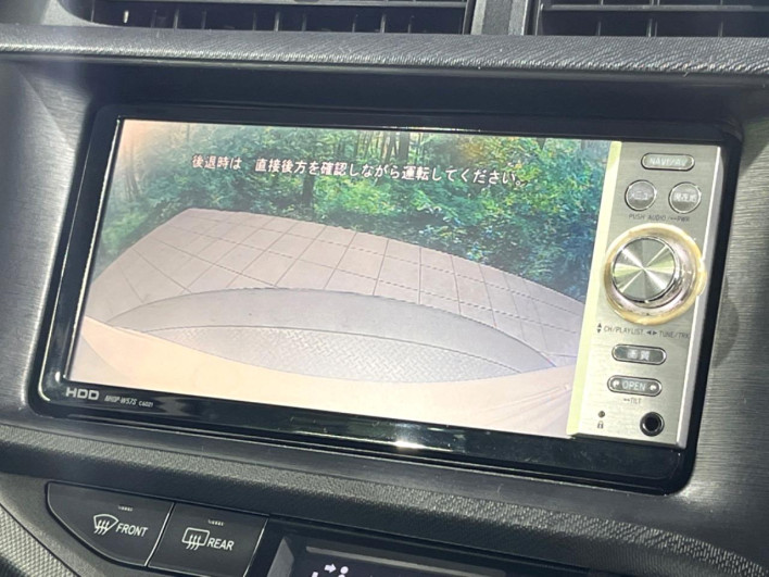 2016 Toyota Aqua DAA-NHP10 (UW-69faafcb1aea3)[18]