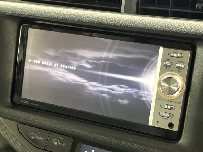 2016 Toyota Aqua DAA-NHP10 (UW-69faafcb1aea3)[4]