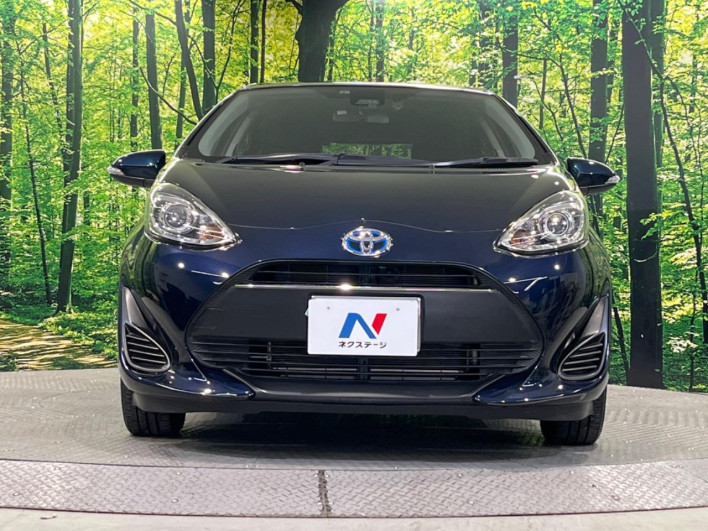 2017 Toyota Aqua DAA-NHP10 (UW-69faafcb804b9)[11]