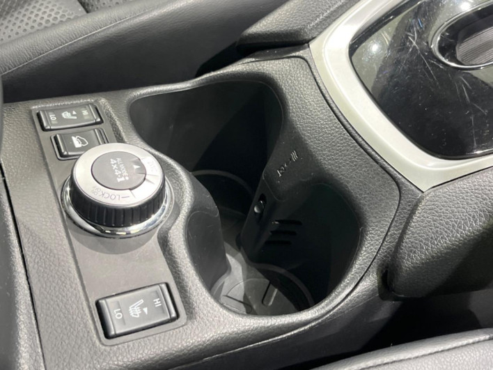 2015 Nissan X-Trail DBA-NT32 (UW-69faafd08f4e2)[25]