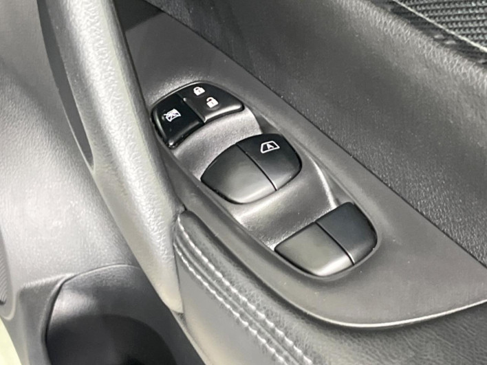 2015 Nissan X-Trail DBA-NT32 (UW-69faafd08f4e2)[8]