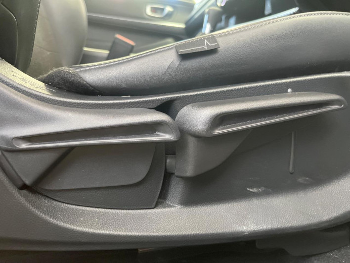 2021 Honda VEZEL 6AA-RV5 (UW-69faafd79570f)[20]