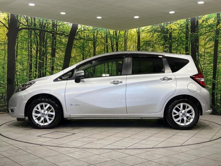 2019 Nissan Note DAA-SNE12 (UW-69faafe044d71)[22]