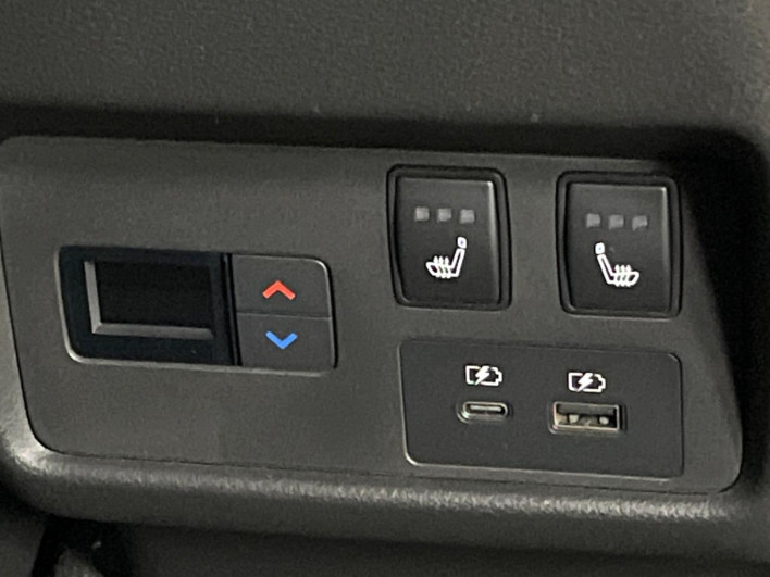 2023 Nissan X-Trail 6AA-SNT33 (UW-69faafe1172df)[22]