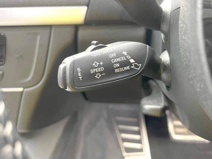 2016 Audi A7 Sportback ABA-4GCYPC (UW-69faafe87b65c)[12]