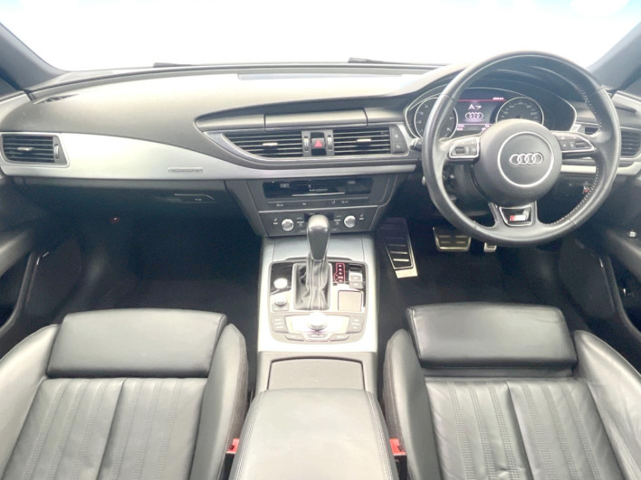2016 Audi A7 Sportback ABA-4GCYPC (UW-69faafe87b65c)[27]