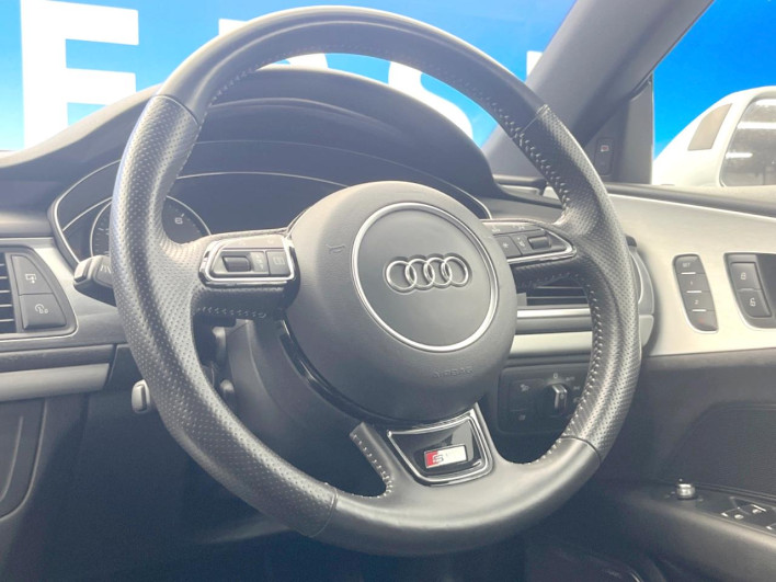 2016 Audi A7 Sportback ABA-4GCYPC (UW-69faafe87b65c)[28]