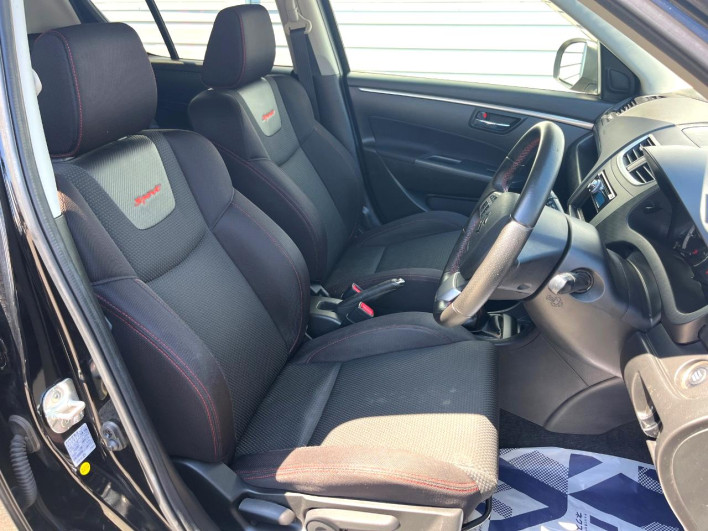 2015 Suzuki Swift Sport CBA-ZC32S (UW-69faafede816b)[12]