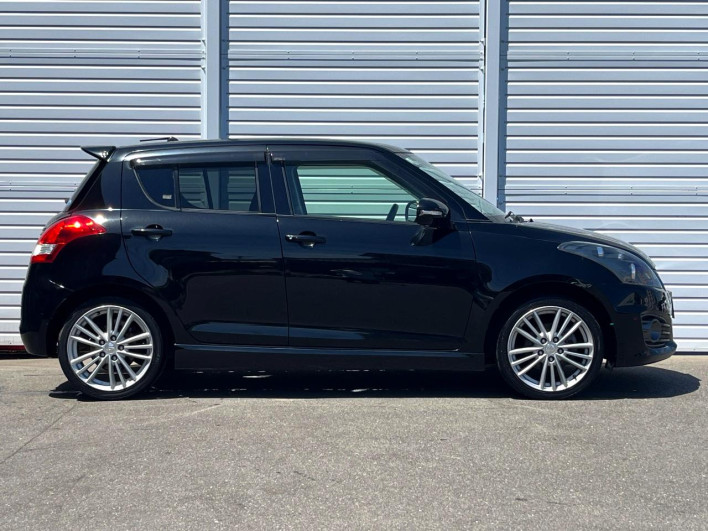 2015 Suzuki Swift Sport CBA-ZC32S (UW-69faafede816b)[10]