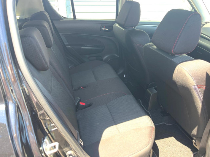 2015 Suzuki Swift Sport CBA-ZC32S (UW-69faafede816b)[13]