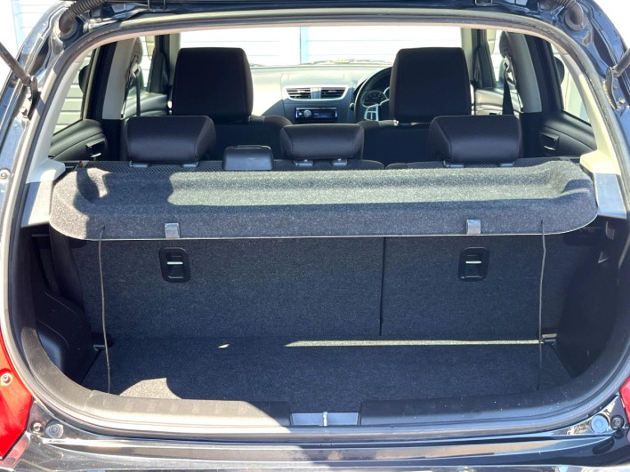 2015 Suzuki Swift Sport CBA-ZC32S (UW-69faafede816b)[23]